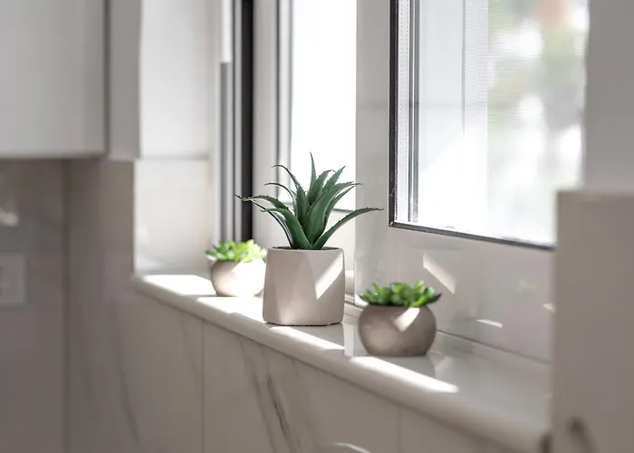 Flora's - 3bd House Διαμέρισμα *