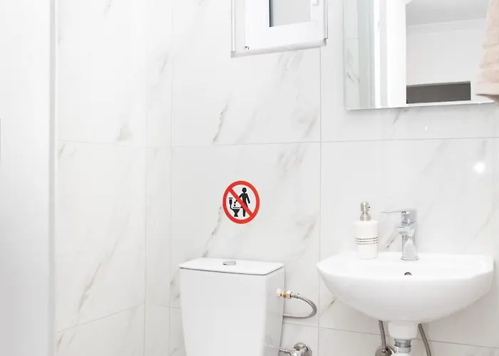 Διαμέρισμα Flora's - 3bd House