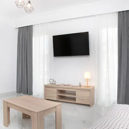 Flora'S - 3Bd House * İstanköy