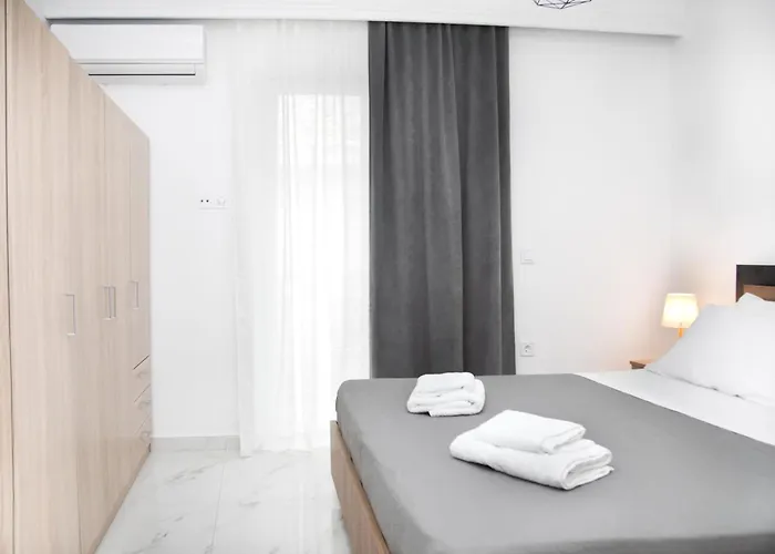 Flora's - 3bd House İstanköy