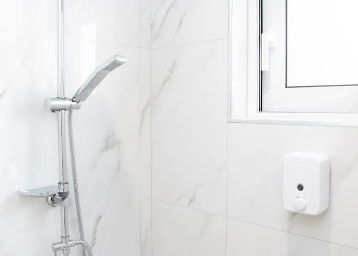 Flora's - 3bd House İstanköy